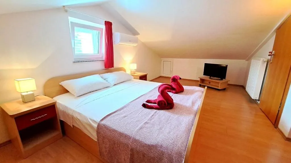 Apartman Scarlett Baska  Croatia