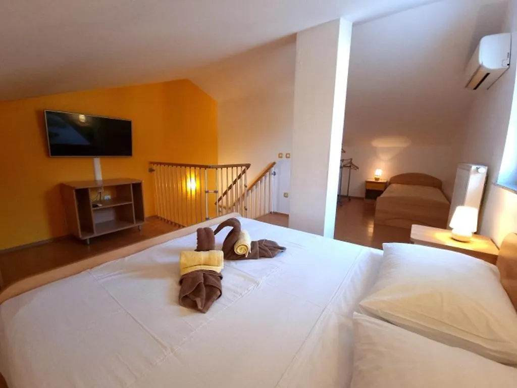 Apartman Scarlett Baska  Baska (Krk)
