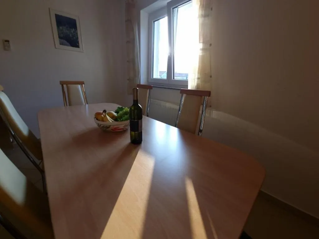 Apartment Apartman Scarlett Baska