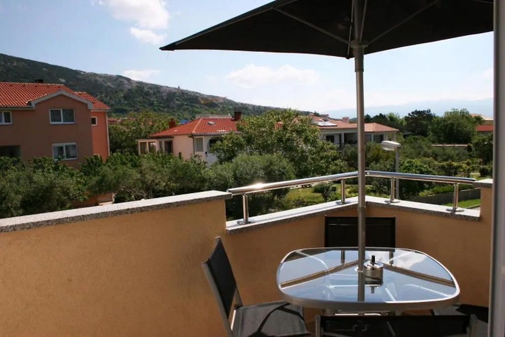 Apartment Apartman Scarlett Baska  Croatia